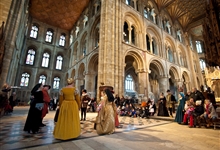Tudor re-enactors dancing at the Nave Crossing